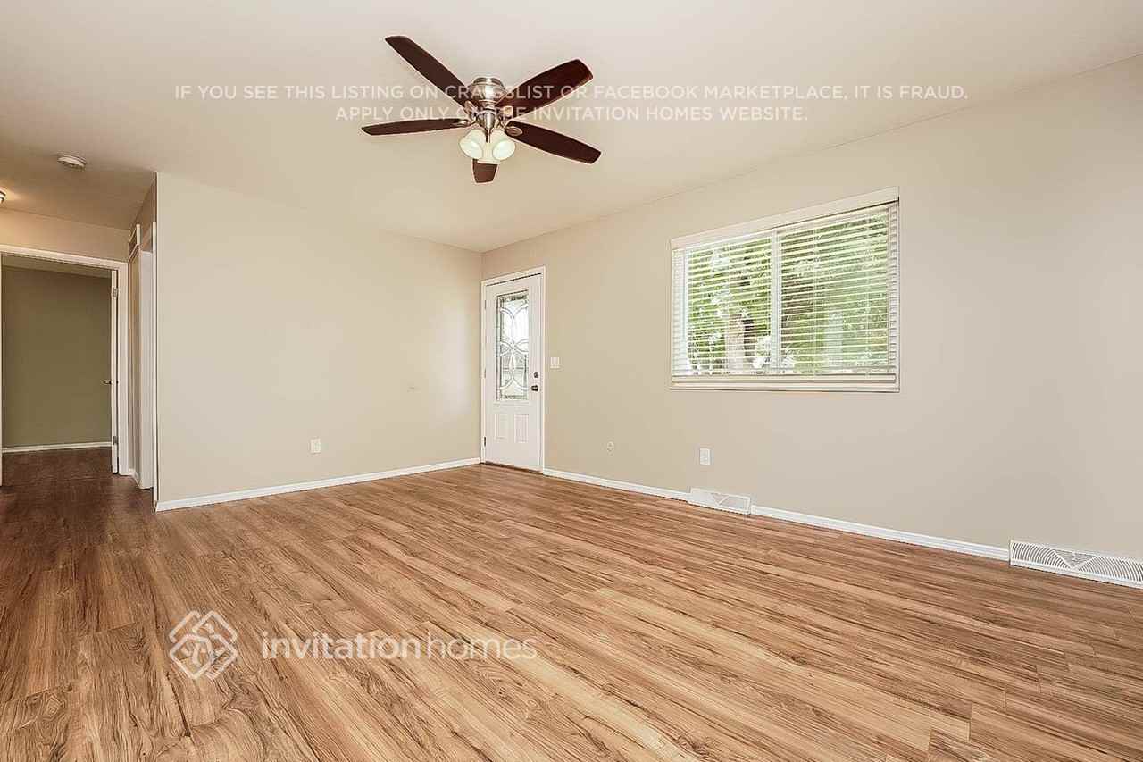 10530 W 106th Pl - Photo 3 of 15