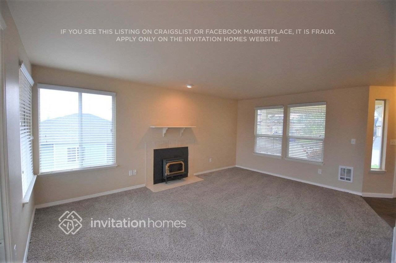 12011 29th Pl Ne - Photo 3 of 25