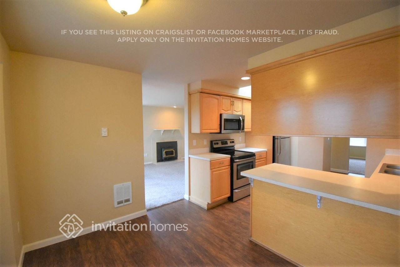 12011 29th Pl Ne - Photo 5 of 25