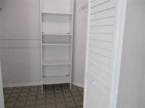5092 Wiles Rd - Photo 2 of 8