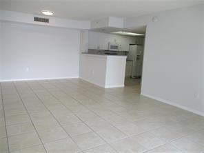 5092 Wiles Rd - Photo 7 of 8