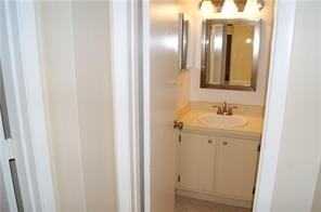 3719 Cocoplum Cir - Photo 7 of 8