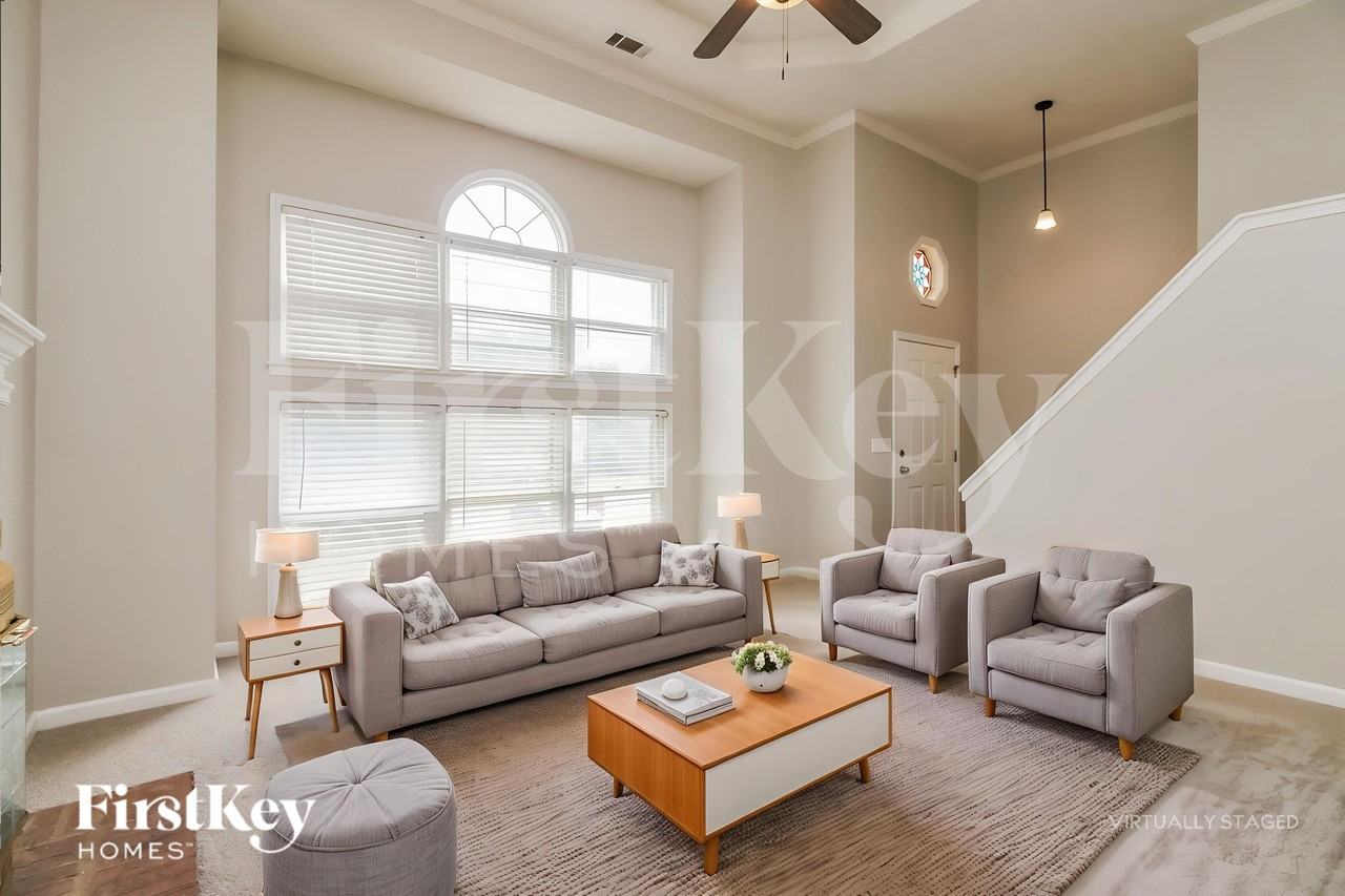 125 Bentley Place Way - Photo 3 of 19