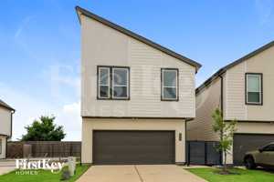 featured image of 373 N Centro Cir