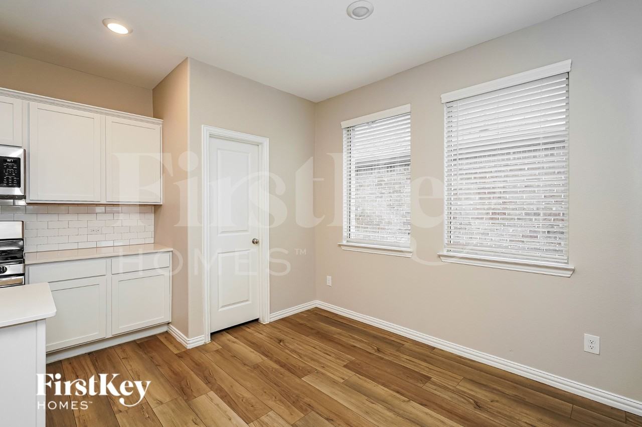 14608 Serrano Ridge Rd - Photo 5 of 19