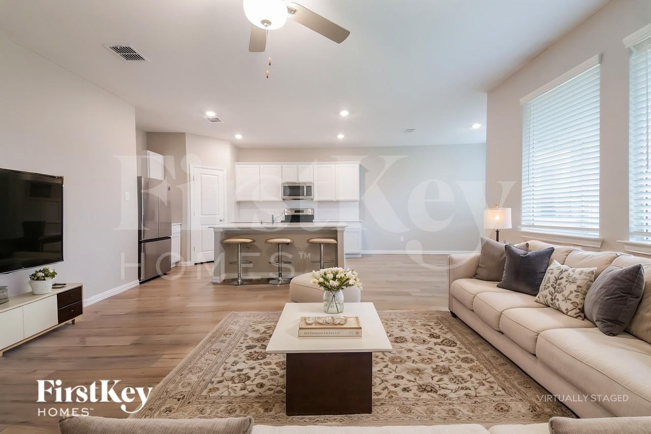 126 Autumn Sage Ln - Photo 4 of 19