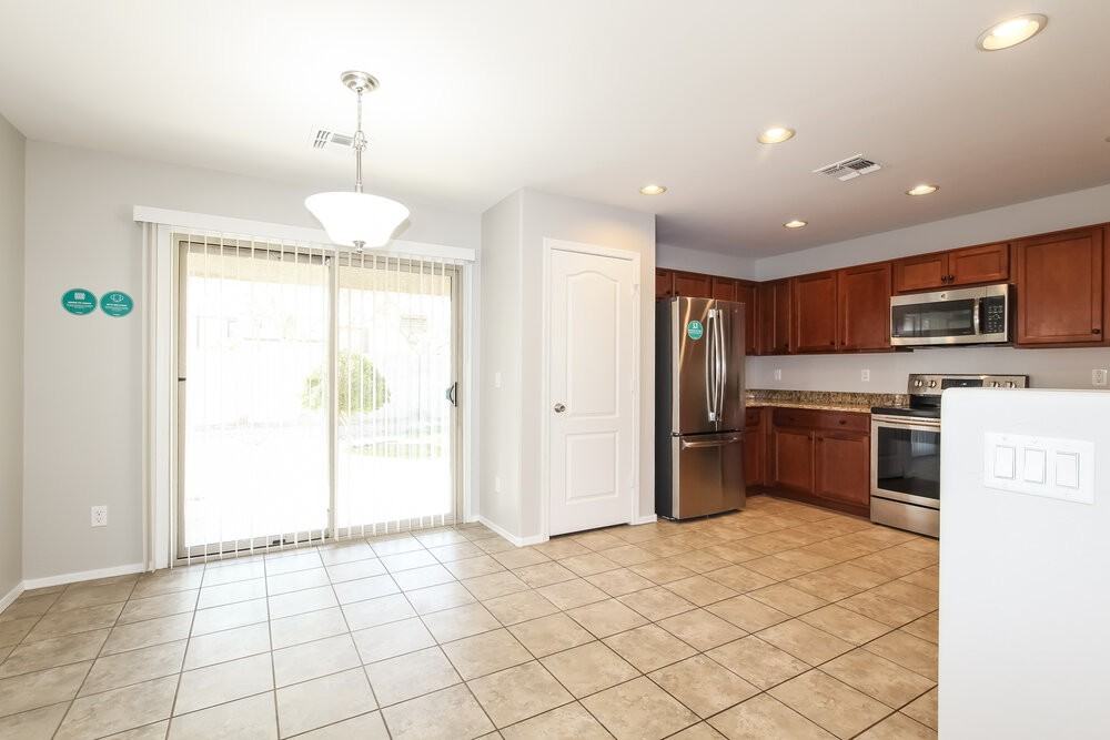 17058 N 184th Ln - Photo 7 of 17