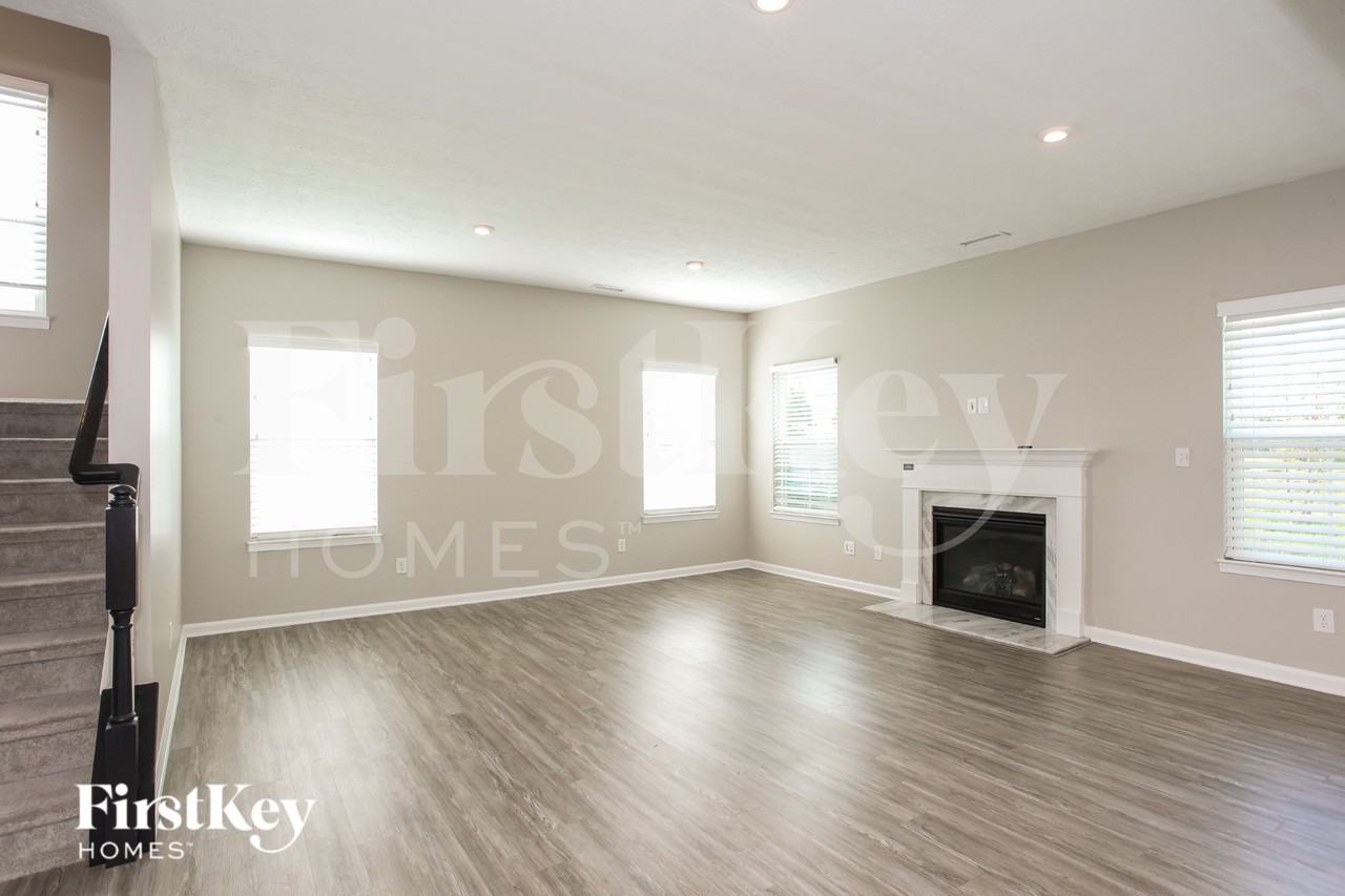 1418 Moose Ridge Ln - Photo 4 of 19