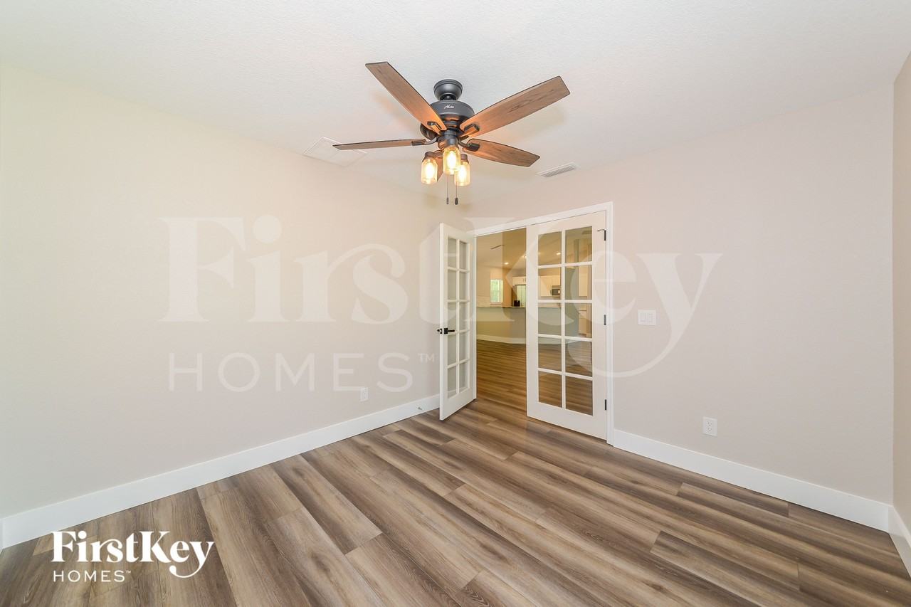 2670 Denicke St - Photo 5 of 16