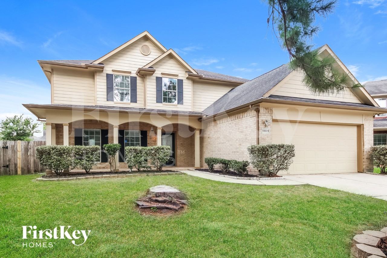 14419 Stonebury Trail Ln - Photo 2 of 16