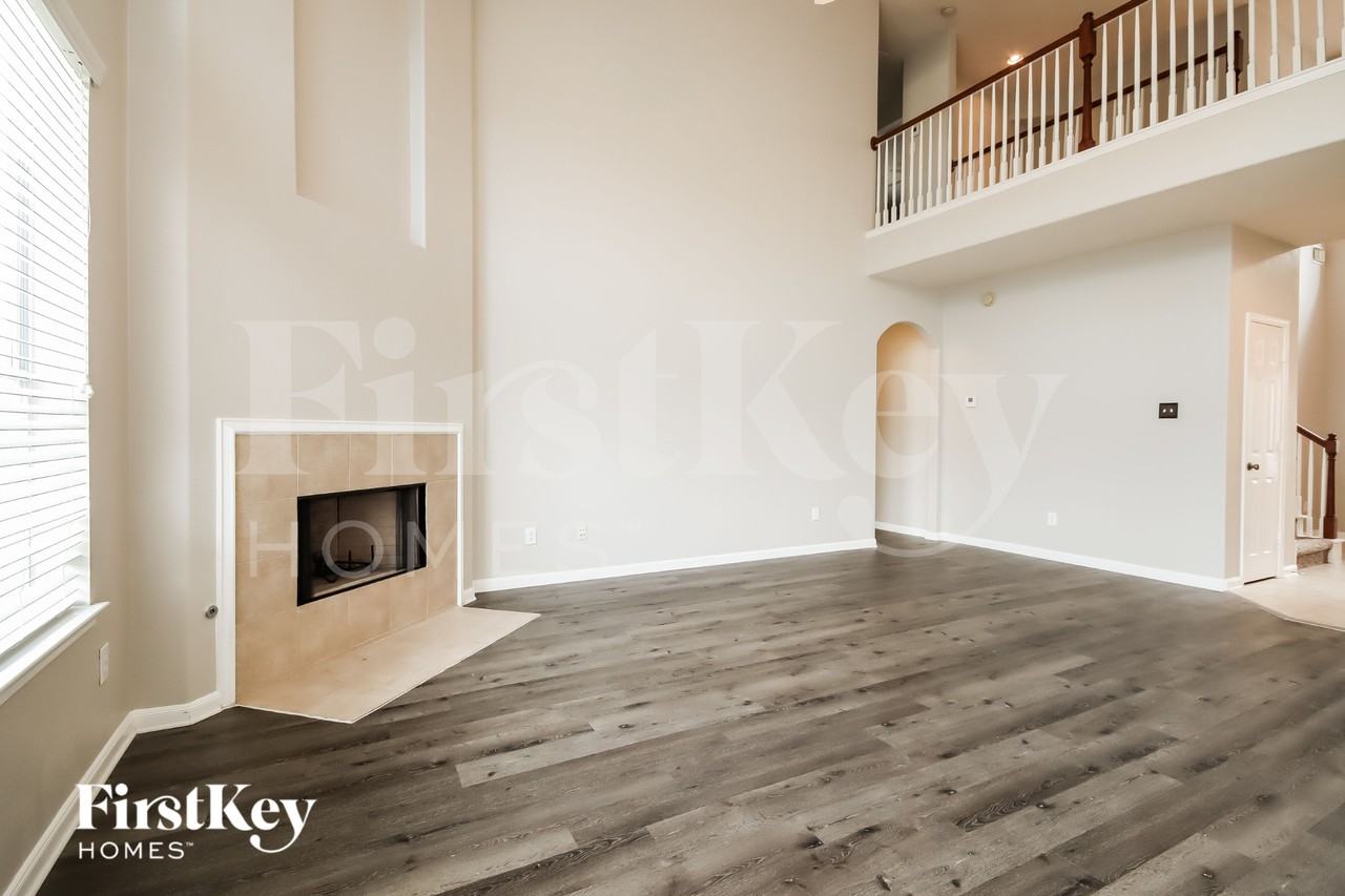 14419 Stonebury Trail Ln - Photo 3 of 16
