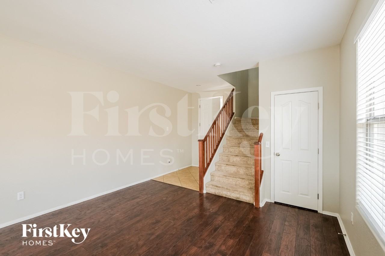 25847 N 163rd Dr - Photo 3 of 19