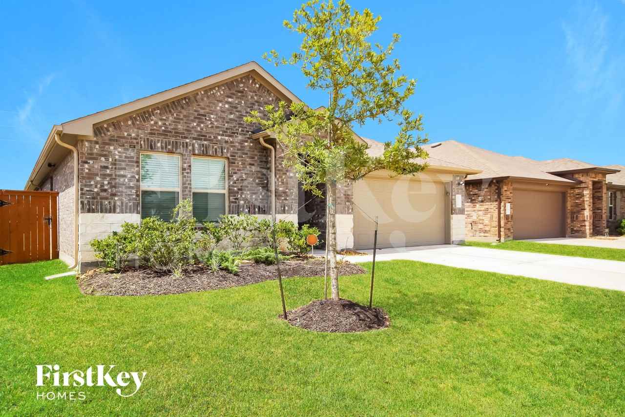 12138 Loch Muick Dr - Photo 2 of 16