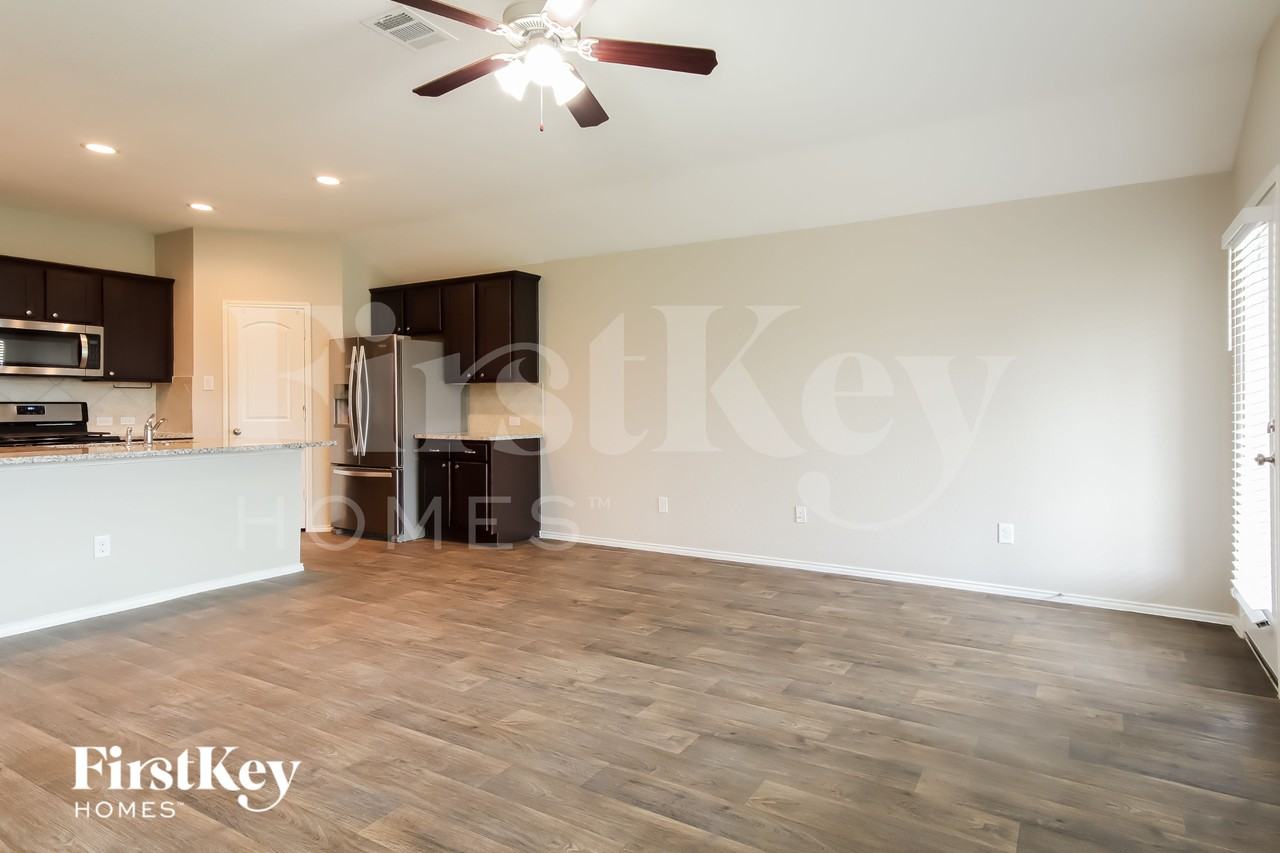 12138 Loch Muick Dr - Photo 4 of 16