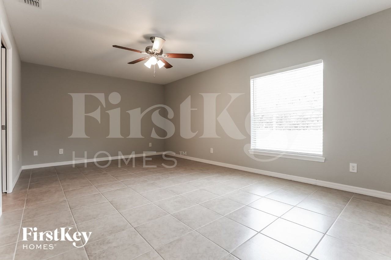 3011 Blocton Rd - Photo 2 of 16