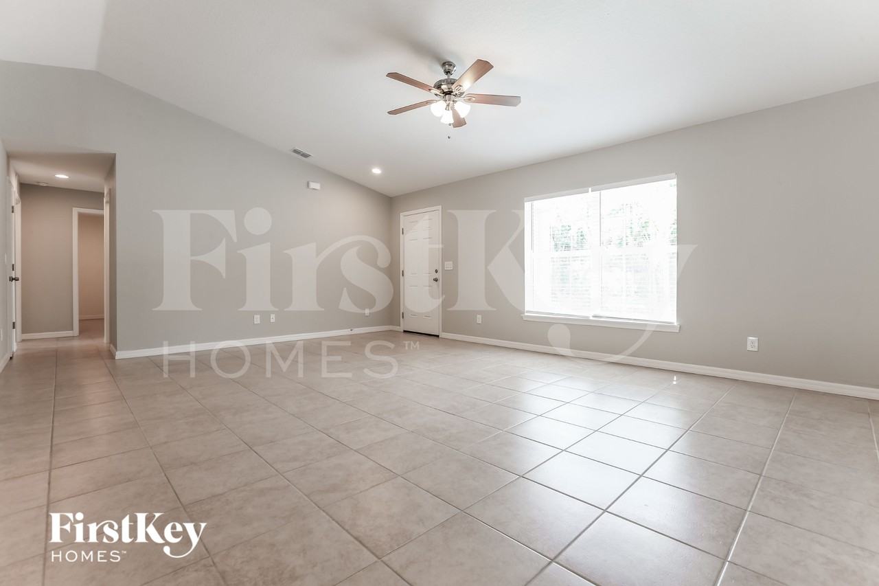 3011 Blocton Rd - Photo 3 of 16