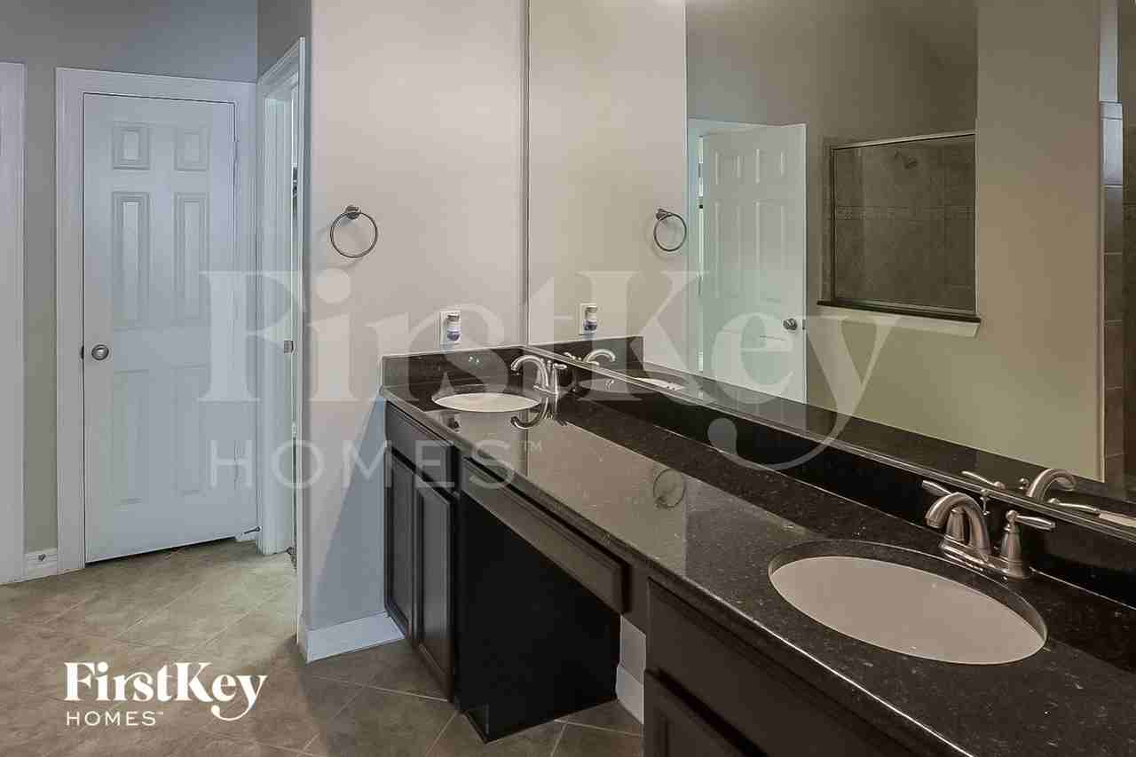 27727 Halls Farms Ln - Photo 5 of 14