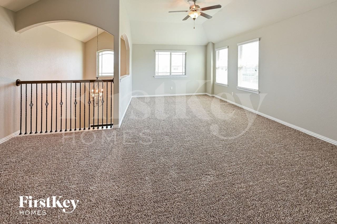 4306 Apple Ln - Photo 6 of 15