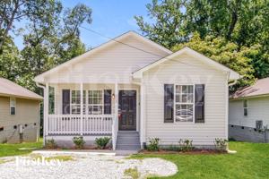 featured image of 713 Garrett St