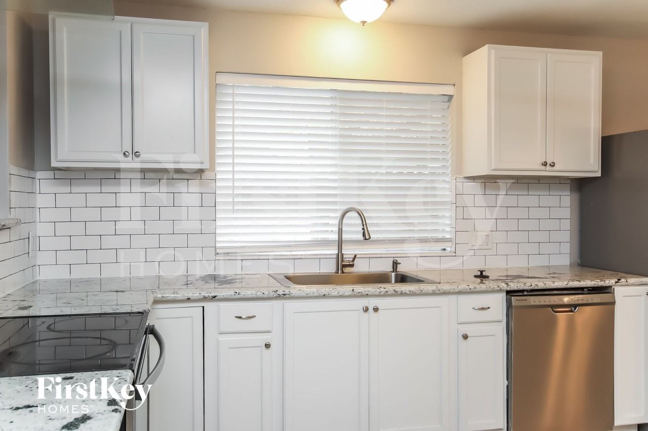 3618 Quail Meadow Dr - Photo 5 of 16