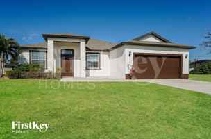 featured image of 4116 Sw 16th Pl