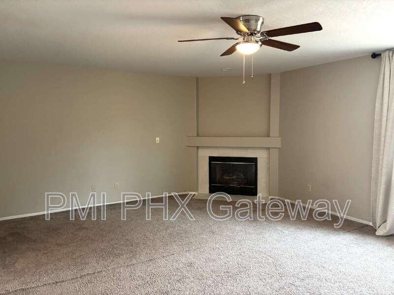11435 S 46th St - Photo 6 of 14