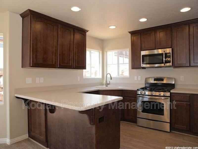3325 N Redshoulder Dr - Photo 4 of 25
