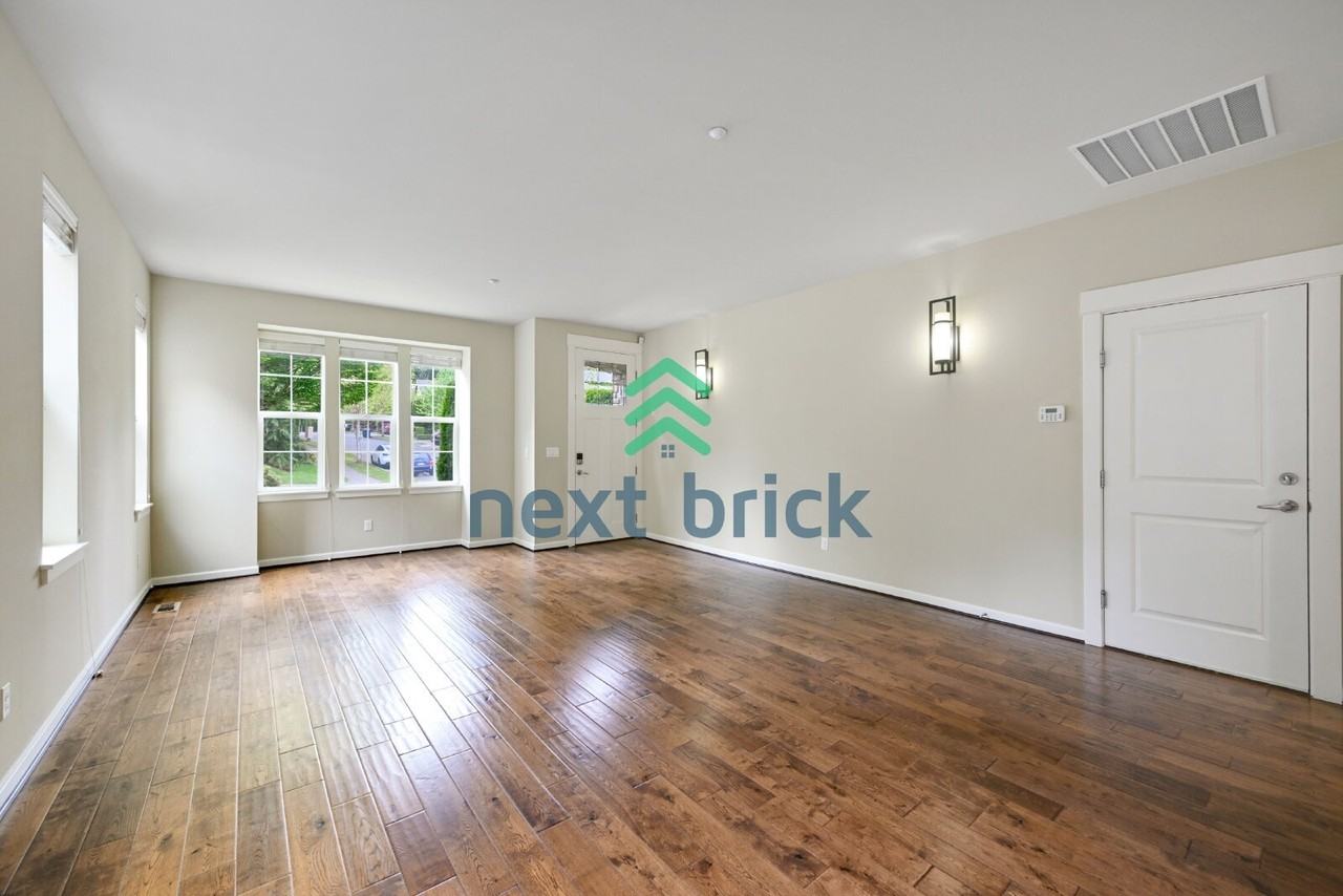 11732 171st Pl Ne - Photo 5 of 33