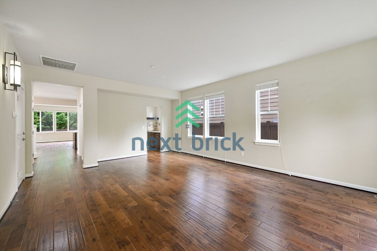 11732 171st Pl Ne - Photo 6 of 33