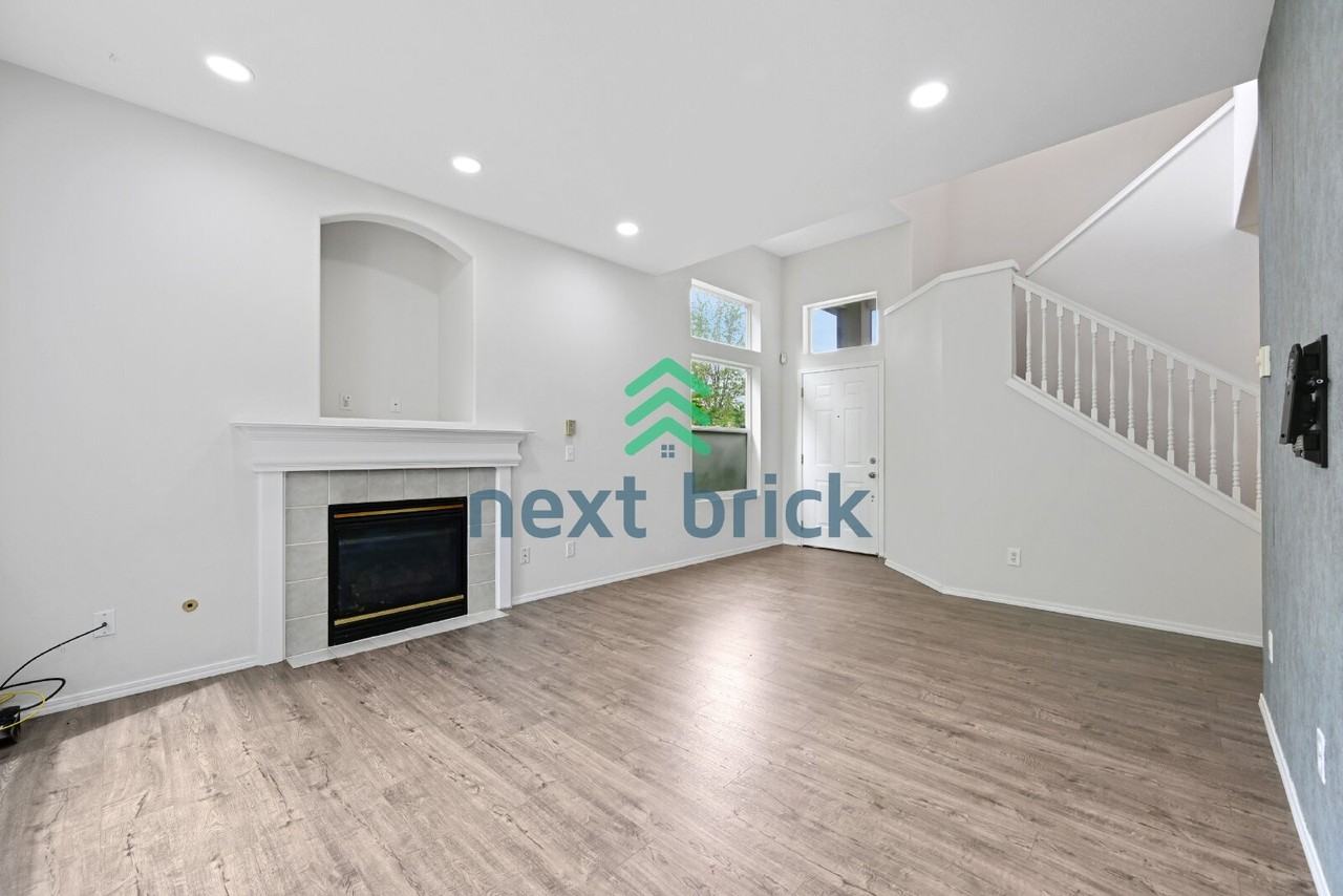 4308 216th St Sw - Photo 5 of 28