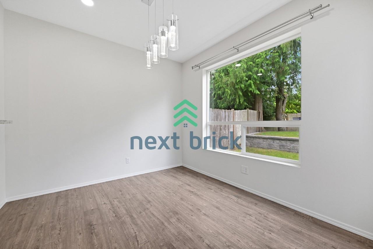 4308 216th St Sw - Photo 7 of 28
