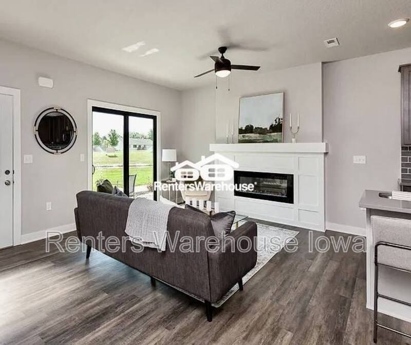 3635 Ne Kara Ln - Photo 4 of 15