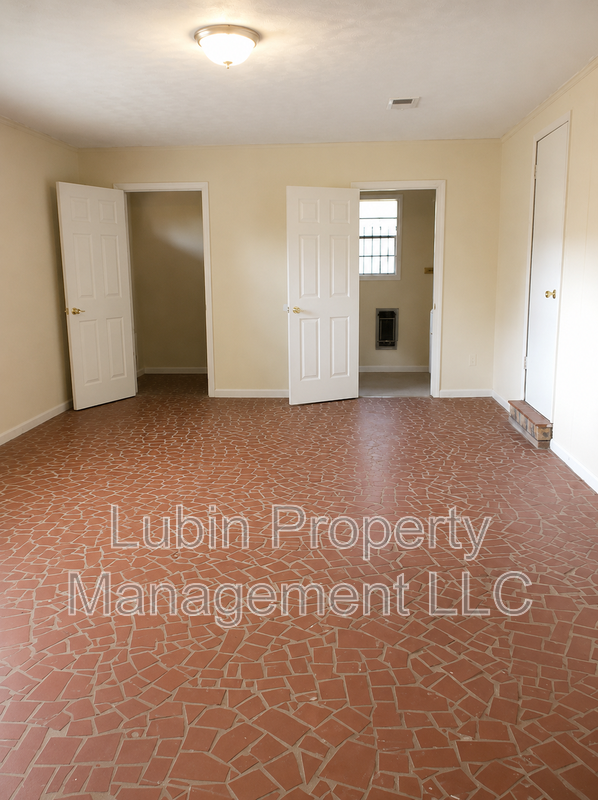 3266 Rochester Rd - Photo 2 of 5