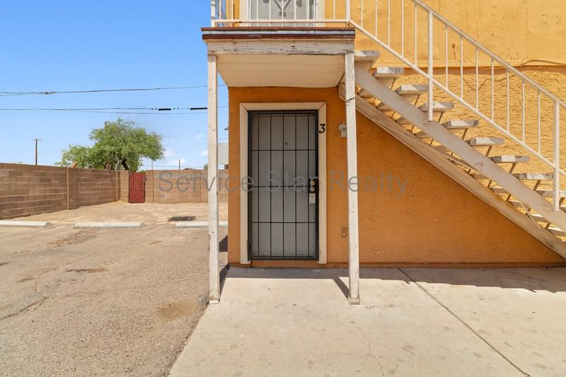 2510 E Pueblo Ave #3 - Photo 3 of 13
