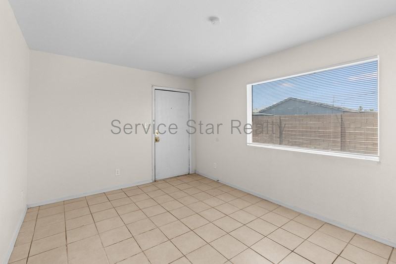 2510 E Pueblo Ave #3 - Photo 4 of 13