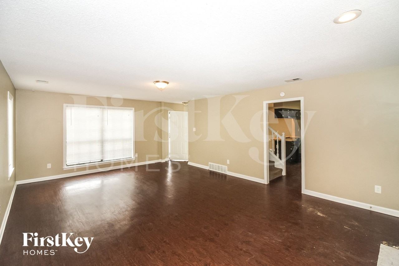 7196 Butterfly Dr - Photo 2 of 15