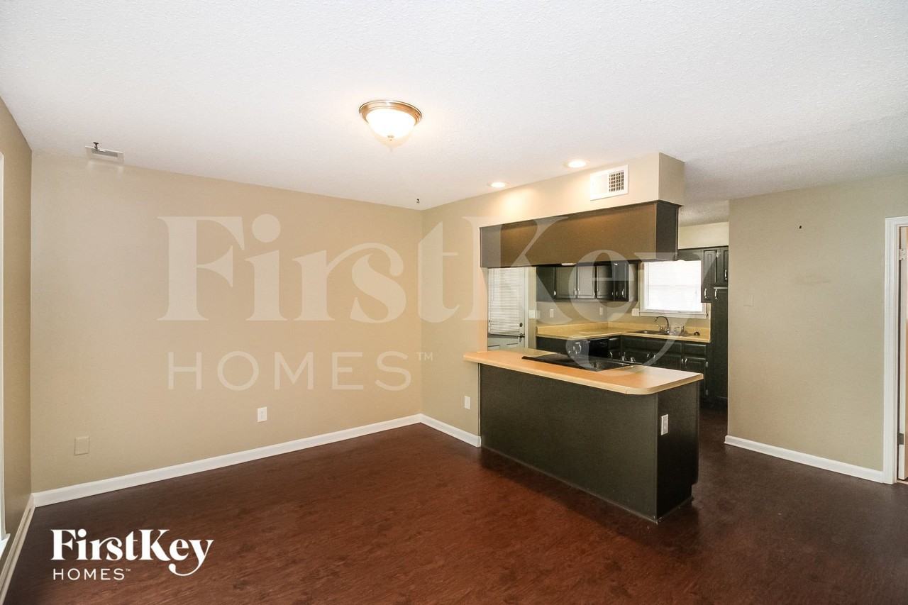 7196 Butterfly Dr - Photo 4 of 15
