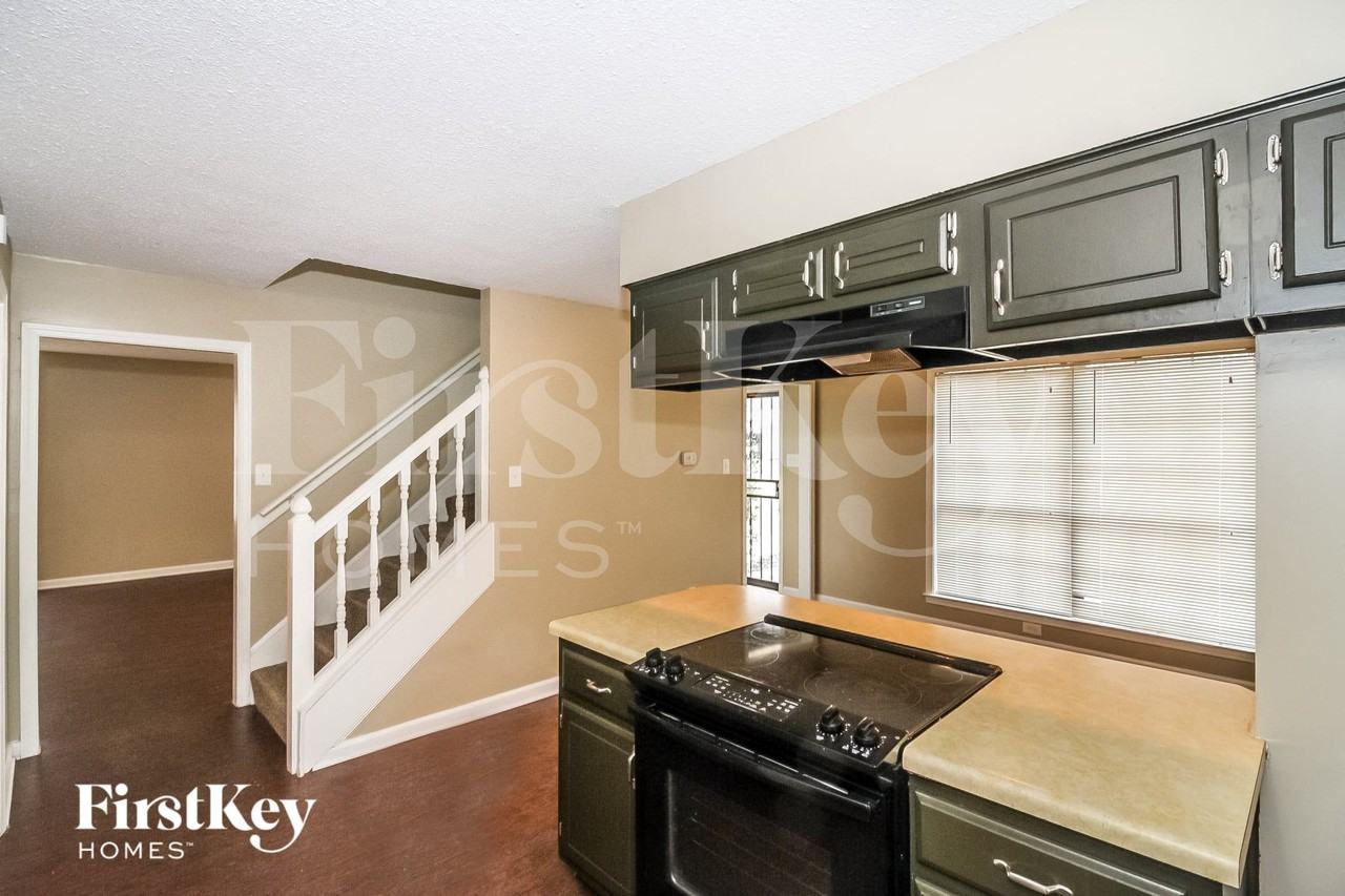 7196 Butterfly Dr - Photo 7 of 15