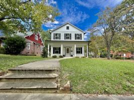 featured image of 1102 Norwood St