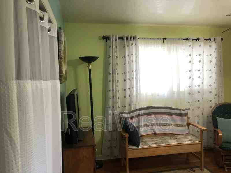 602 Schroeder Ln #B - Photo 2 of 17