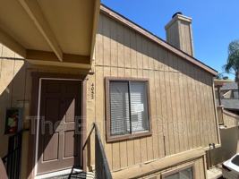 featured image of 4052 W Meadow Ave