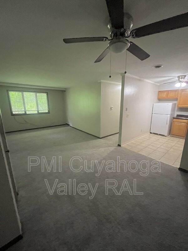 1500 W Market St #14 - Photo 6 of 7