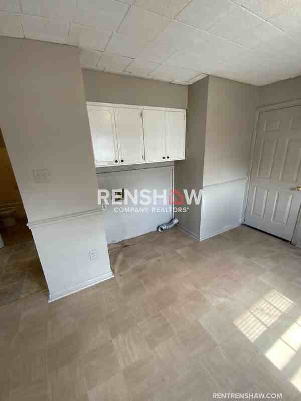 408 E Johnson St #B - Photo 5 of 13