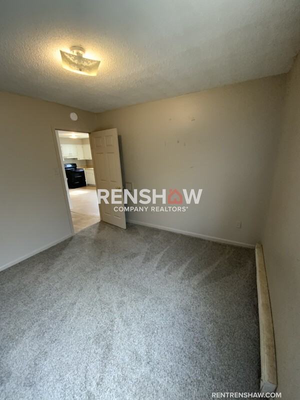 408 E Johnson St #B - Photo 7 of 13
