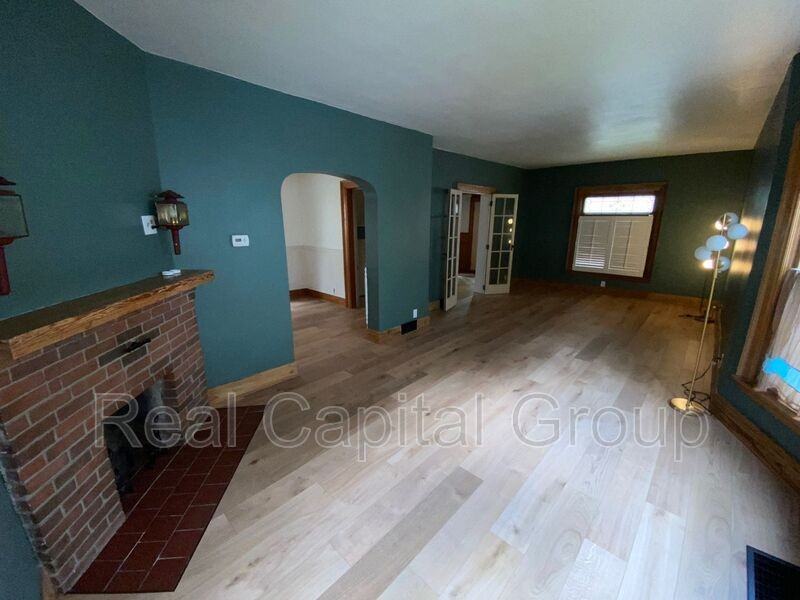 97 Unger Ave - Photo 4 of 29