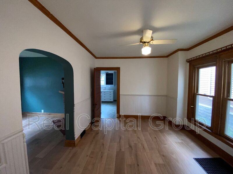 97 Unger Ave - Photo 6 of 29