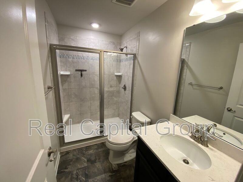 4271 Arthur Ct - Photo 7 of 36