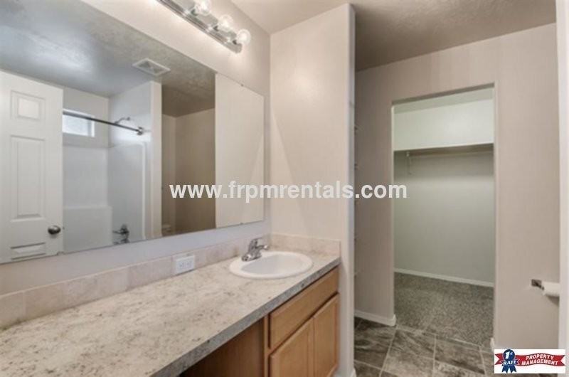 11343 W Allerton St - Photo 7 of 19