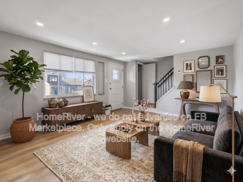 1318 Maryland Ave - Photo 2 of 25