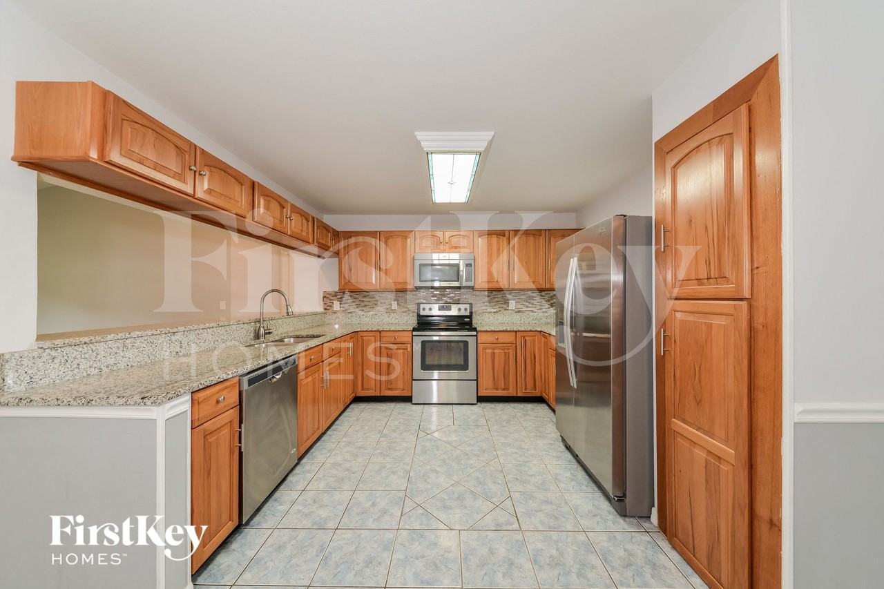 316 Crayford Pl - Photo 6 of 15
